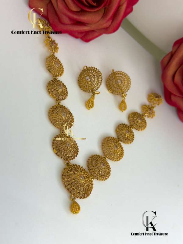 RP Gold Look Chokar Set | 24k gold Plated | Pure Gold Look - Image 2